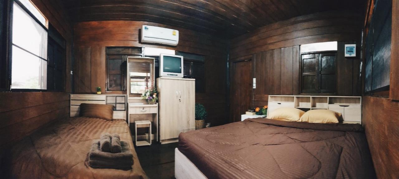 บ้านสวนมีดี ลำพูน Meedee Homestay Lamphun Ban Nong Pla Kho Esterno foto