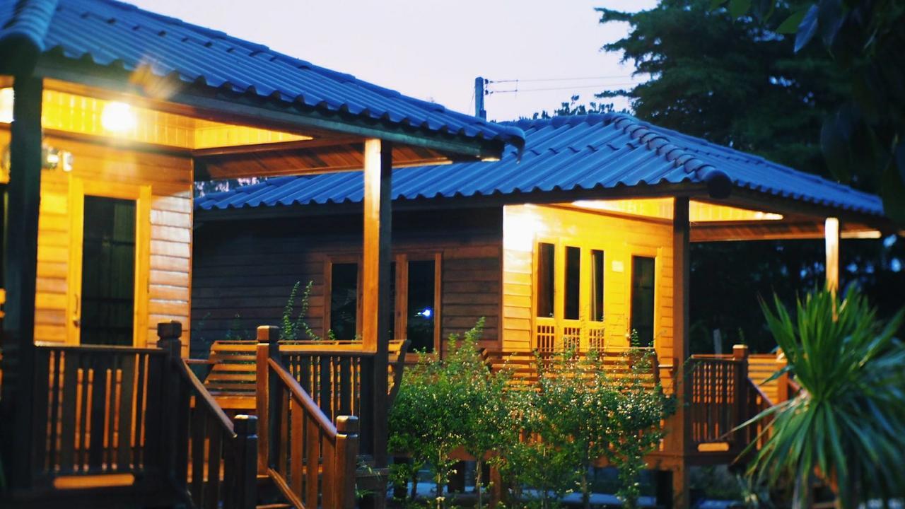 บ้านสวนมีดี ลำพูน Meedee Homestay Lamphun Ban Nong Pla Kho Esterno foto